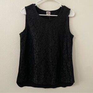 Anne Klein NWT Sleeveless Floral Lace Front Top Size Small Black Rounded Neck
